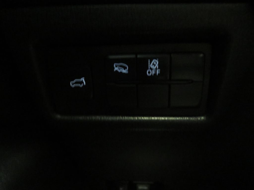 Photo 35 of this MAZDA CX-5