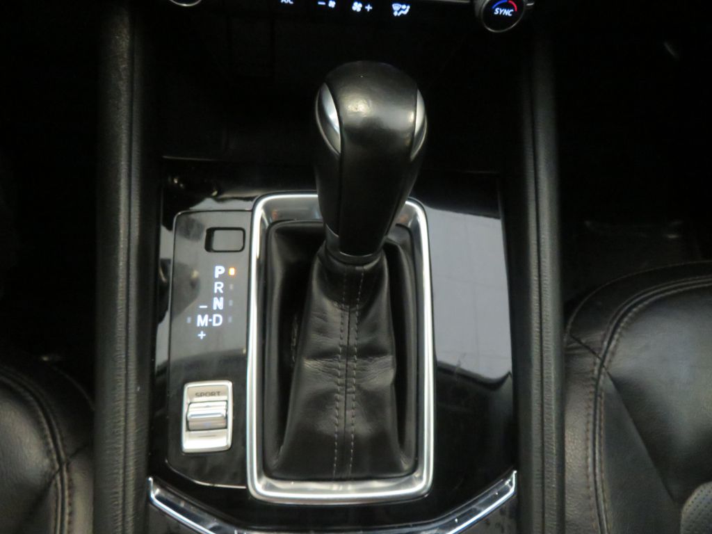 Photo 38 of this MAZDA CX-5