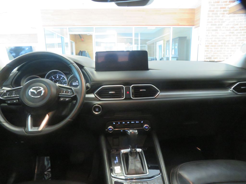 Photo 41 of this MAZDA CX-5