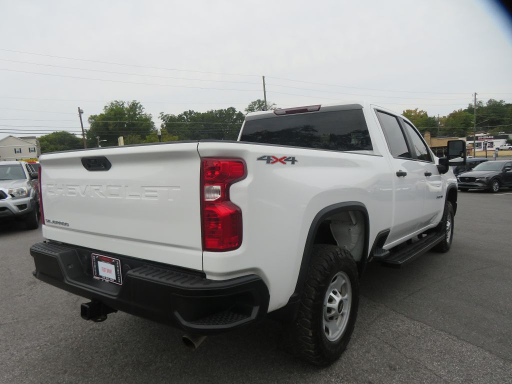 Photo 4 of this CHEVROLET SILVERADO 2500