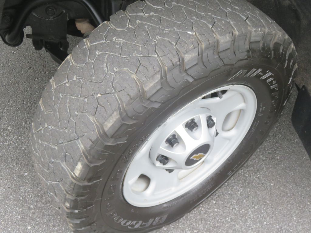 Photo 11 of this CHEVROLET SILVERADO 2500