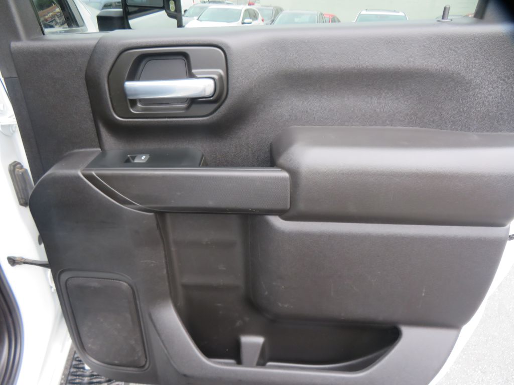 Photo 20 of this CHEVROLET SILVERADO 2500