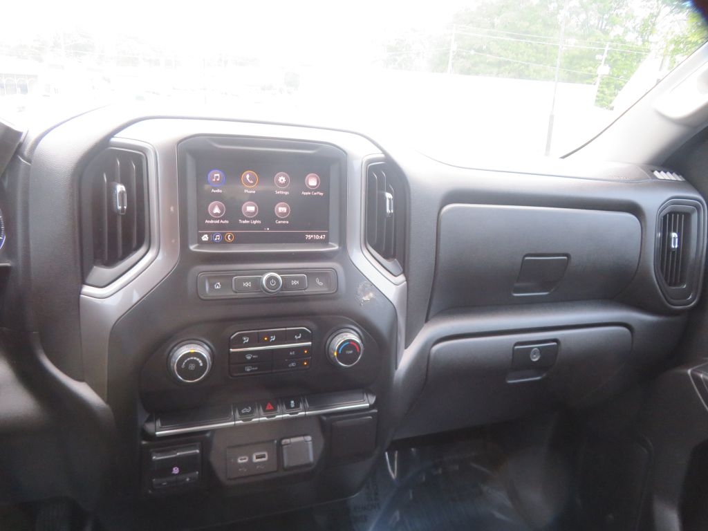 Photo 35 of this CHEVROLET SILVERADO 2500
