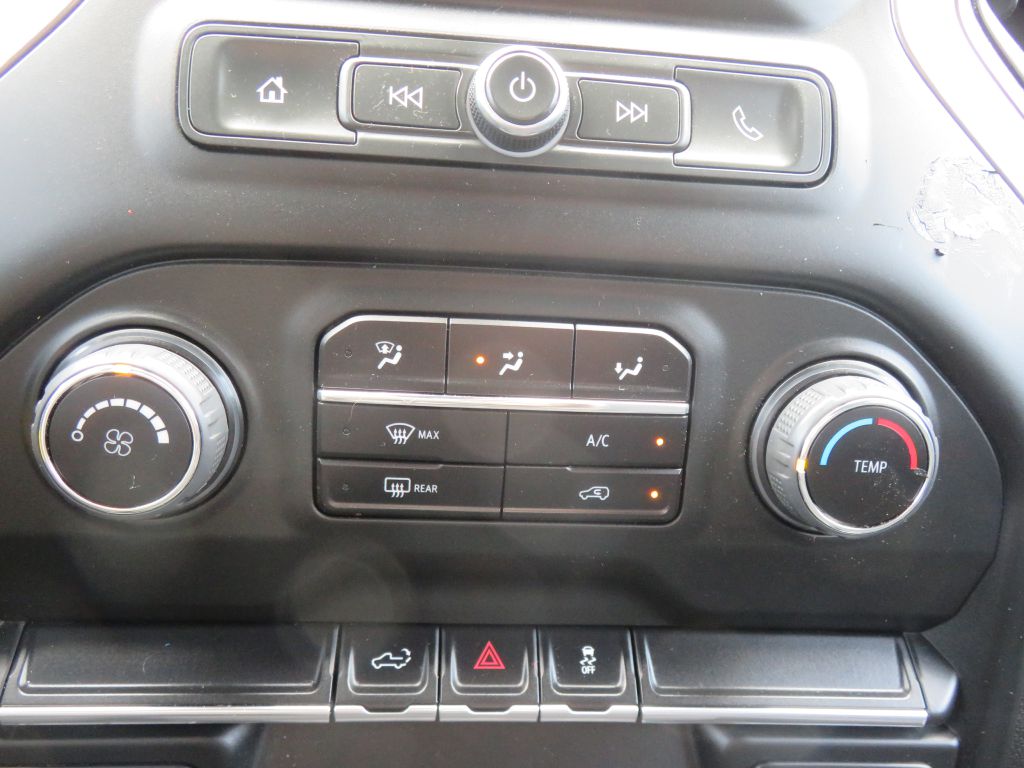 Photo 39 of this CHEVROLET SILVERADO 2500