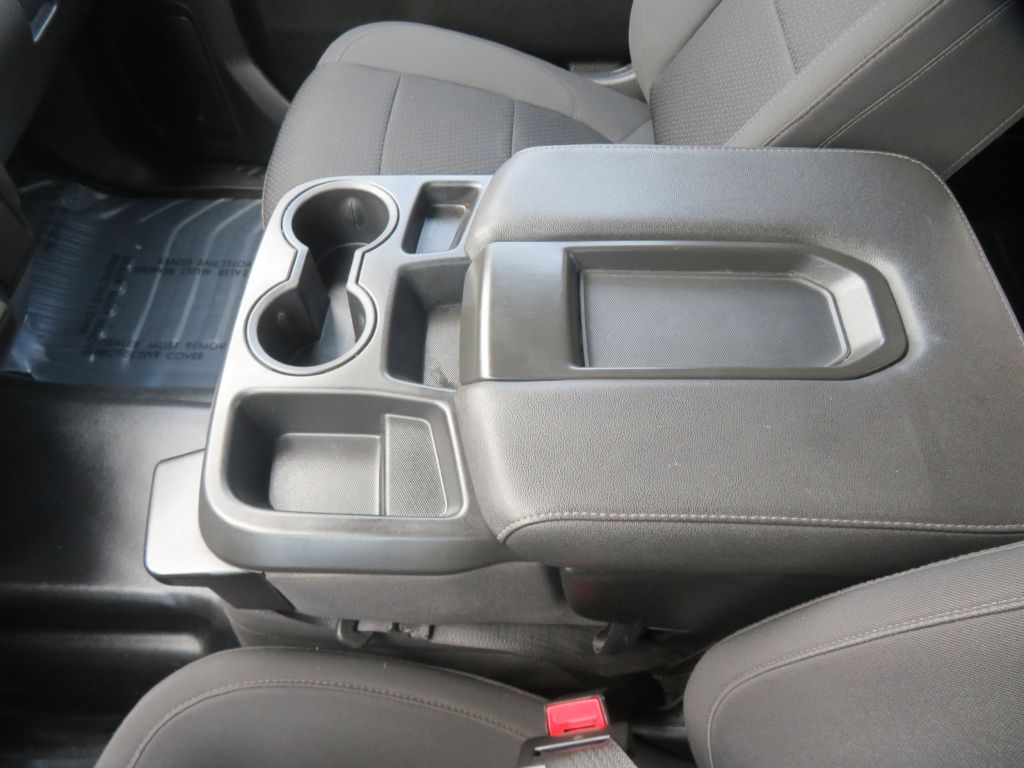 Photo 42 of this CHEVROLET SILVERADO 2500