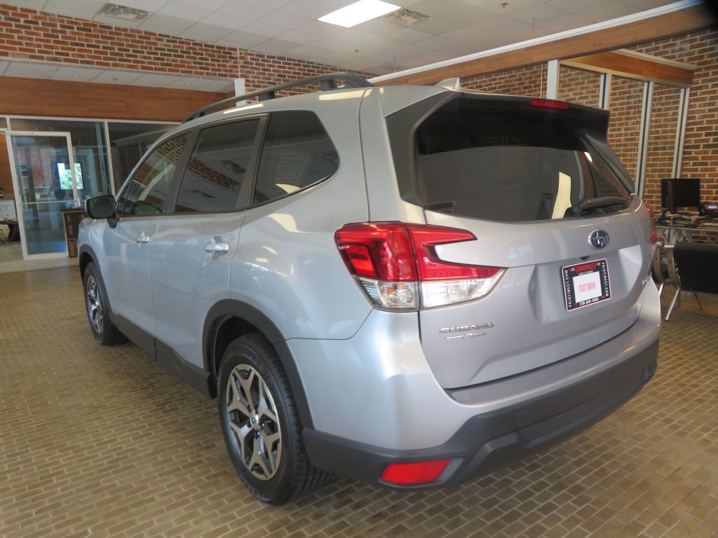 Photo 6 of this SUBARU FORESTER