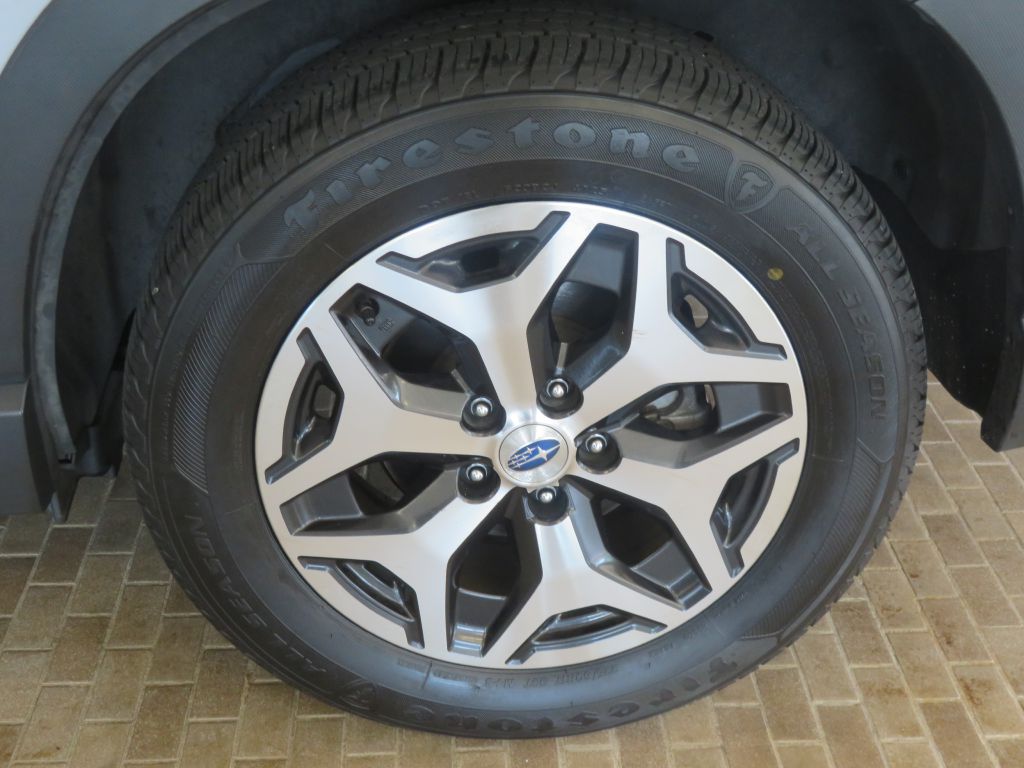 Photo 8 of this SUBARU FORESTER