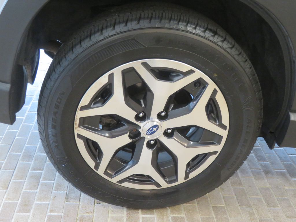 Photo 9 of this SUBARU FORESTER