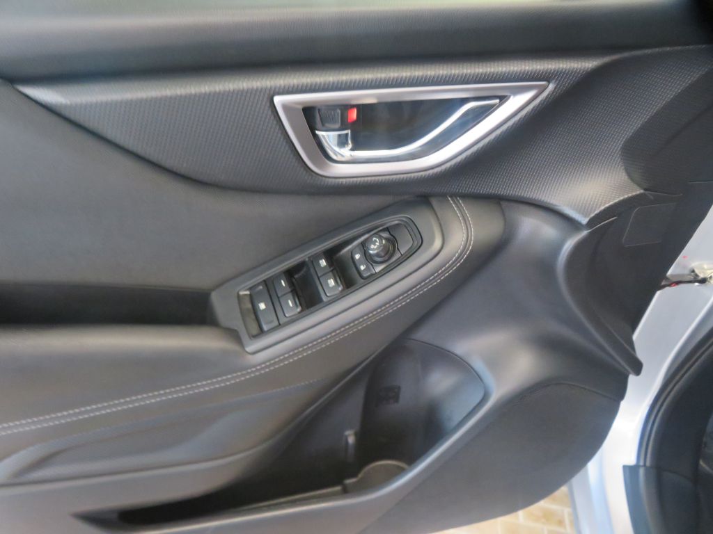 Photo 14 of this SUBARU FORESTER