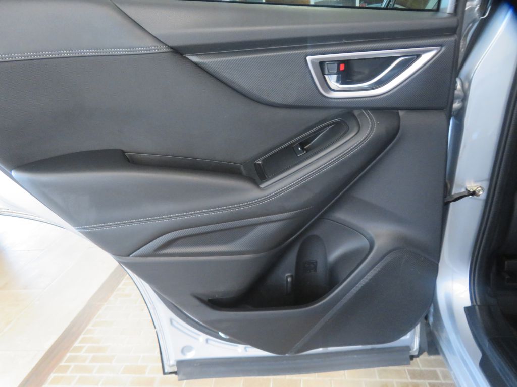 Photo 17 of this SUBARU FORESTER
