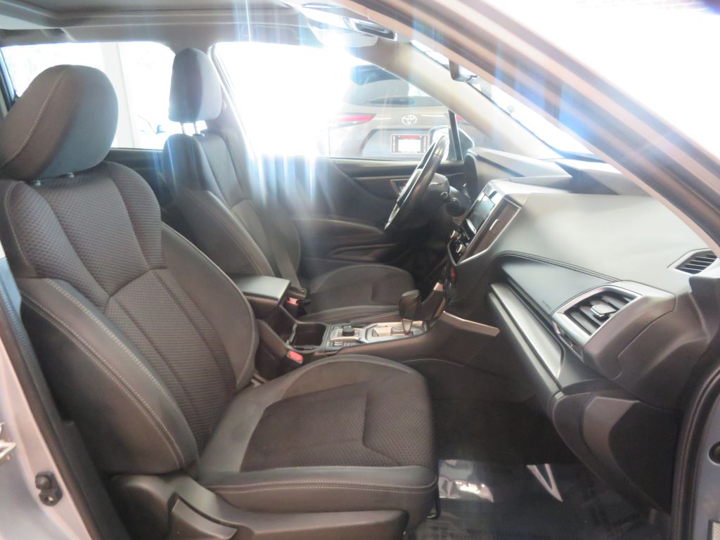 Photo 25 of this SUBARU FORESTER
