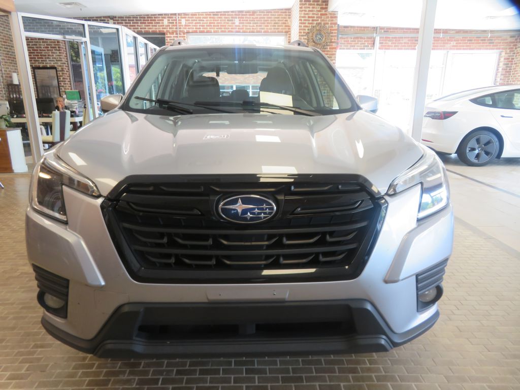 Photo 62 of this SUBARU FORESTER