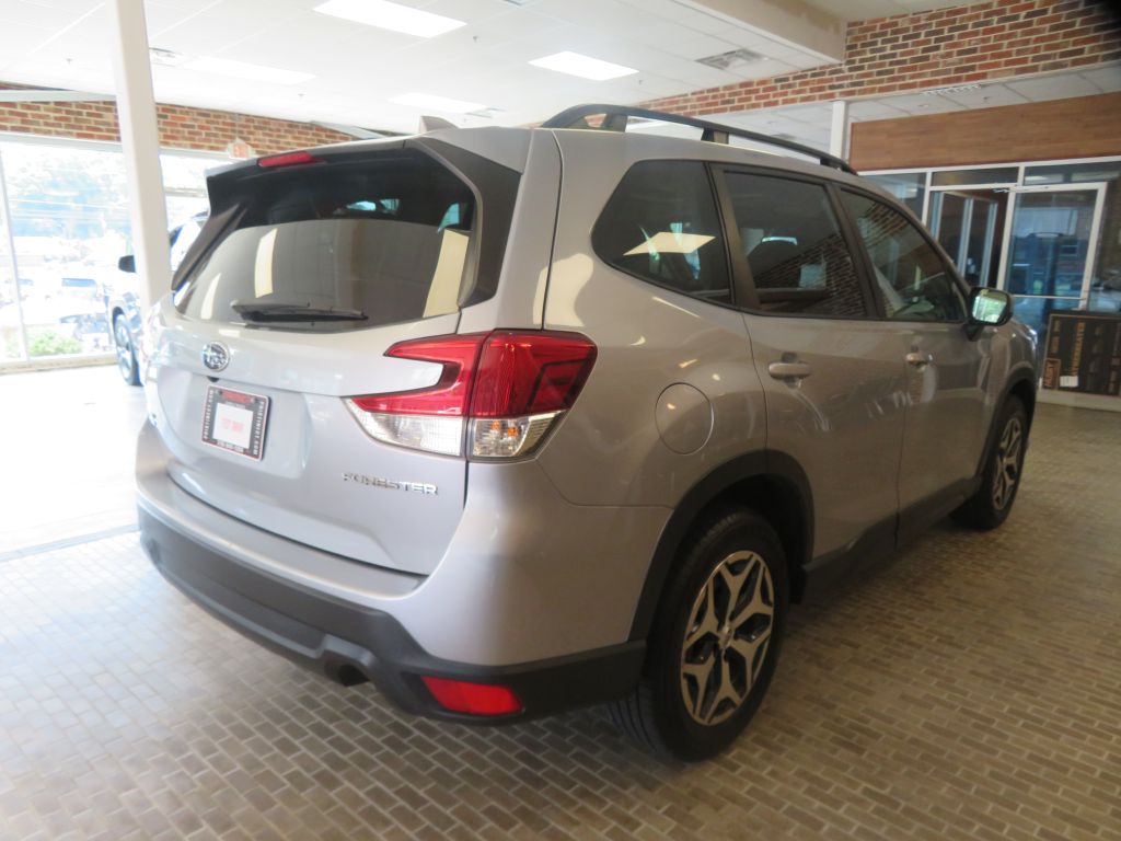 Photo 67 of this SUBARU FORESTER