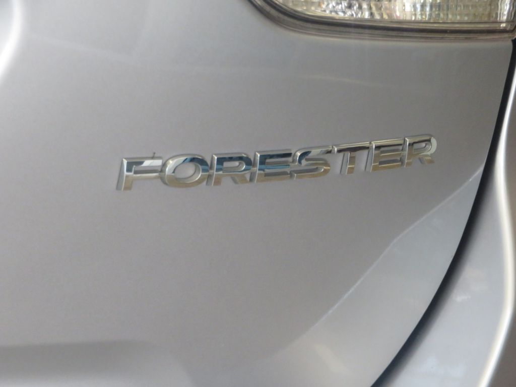 Photo 71 of this SUBARU FORESTER