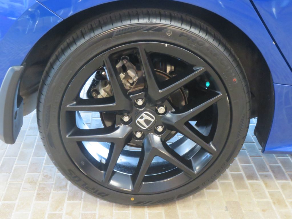Photo 9 of this HONDA CIVIC