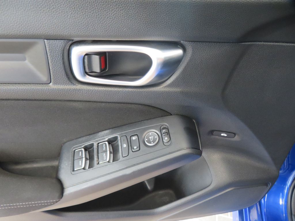 Photo 14 of this HONDA CIVIC
