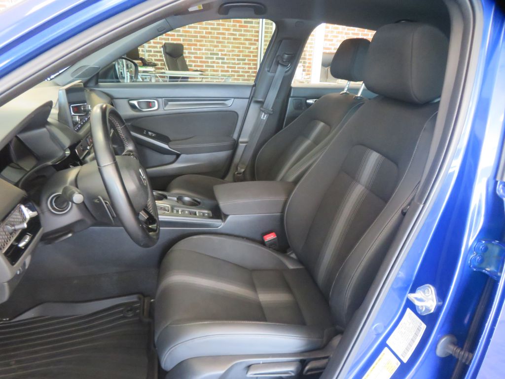 Photo 15 of this HONDA CIVIC