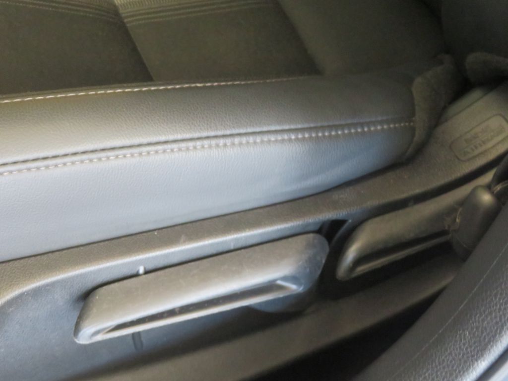 Photo 16 of this HONDA CIVIC
