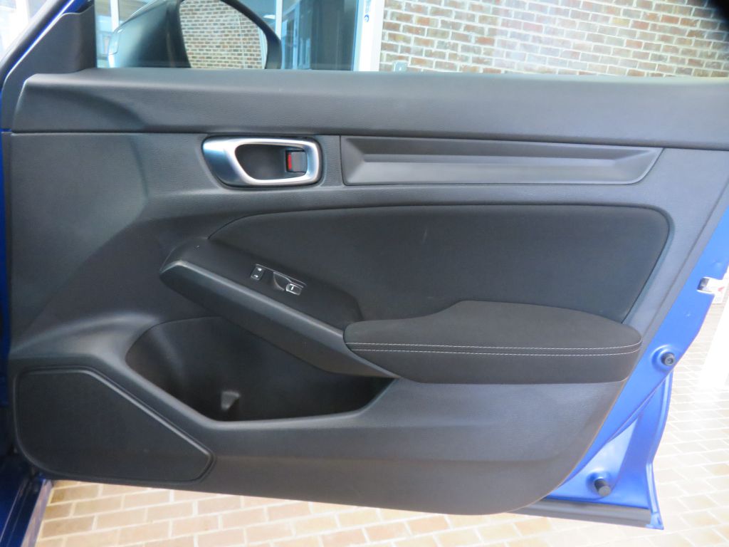 Photo 23 of this HONDA CIVIC
