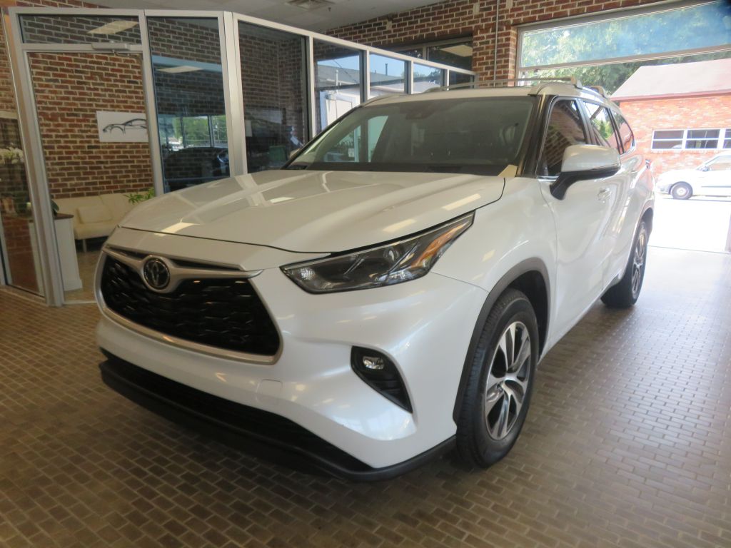 2023 TOYOTA HIGHLANDER