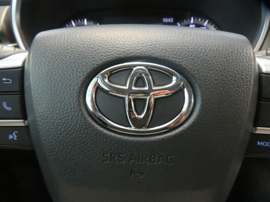 Photo 39 of this TOYOTA HIGHLANDER