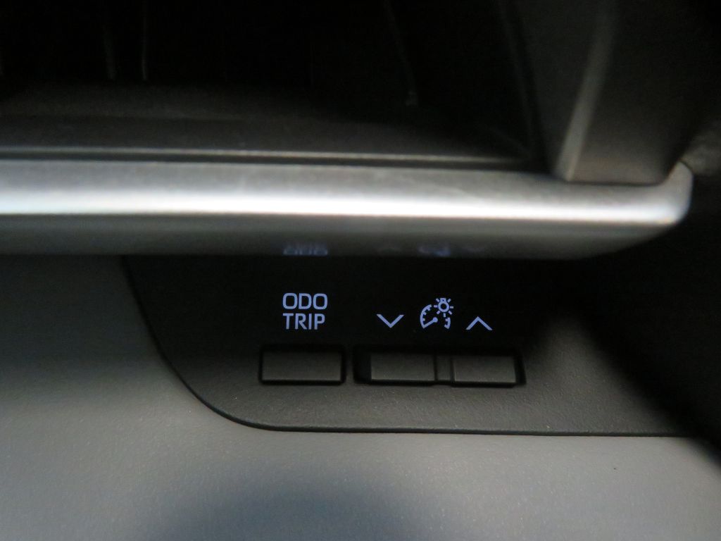 Photo 40 of this TOYOTA HIGHLANDER