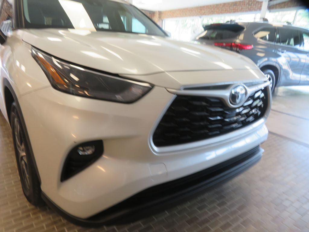 Photo 67 of this TOYOTA HIGHLANDER