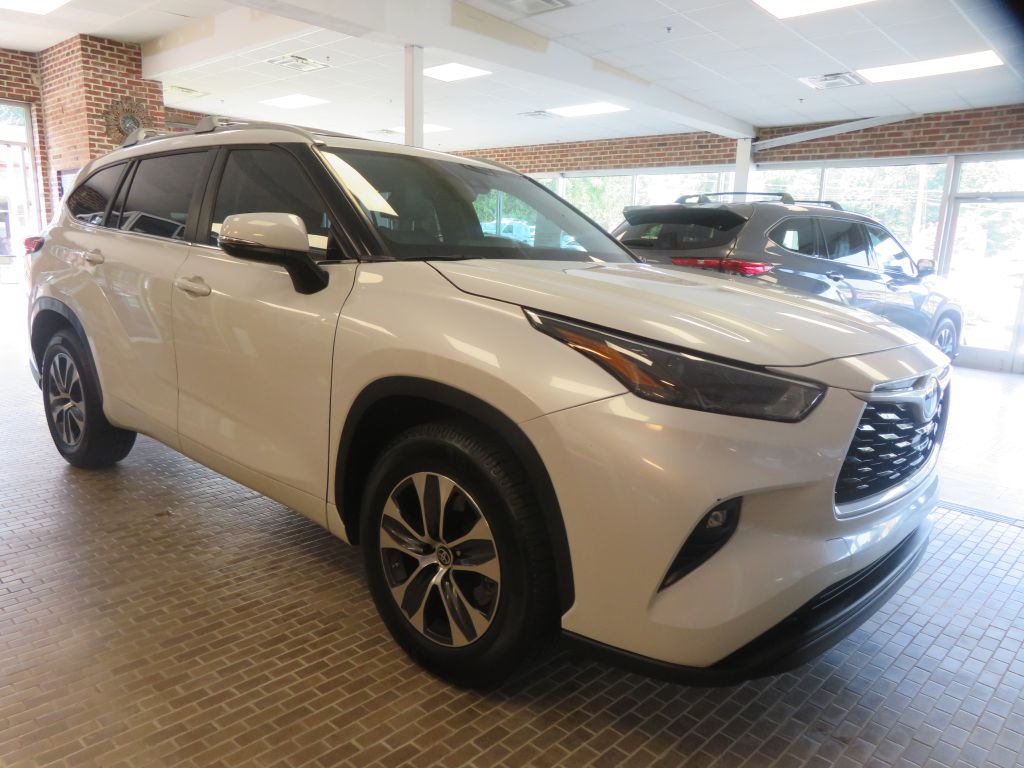 Photo 68 of this TOYOTA HIGHLANDER