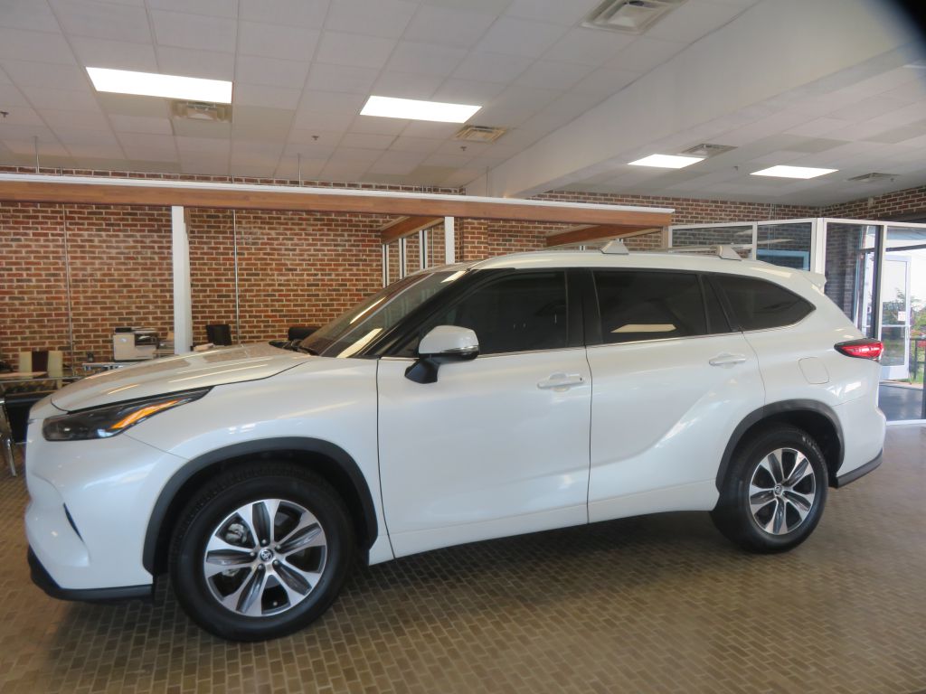 Photo 79 of this TOYOTA HIGHLANDER