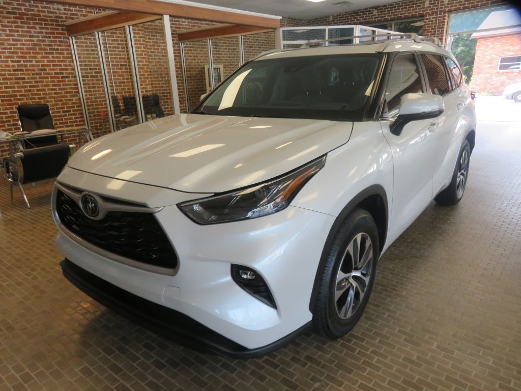 Photo 83 of this TOYOTA HIGHLANDER