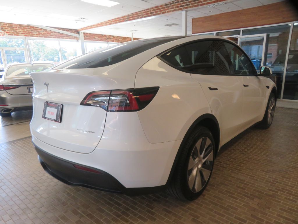 Photo 59 of this TESLA MODEL Y