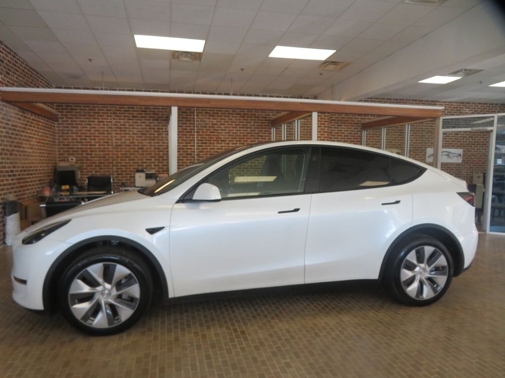 Photo 67 of this TESLA MODEL Y