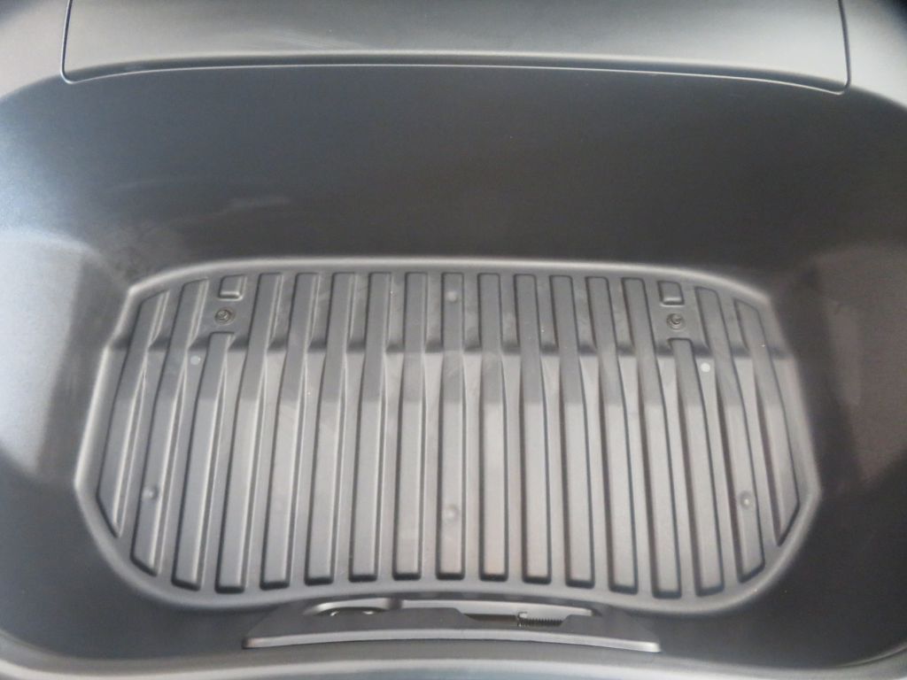 Photo 63 of this TESLA MODEL 3