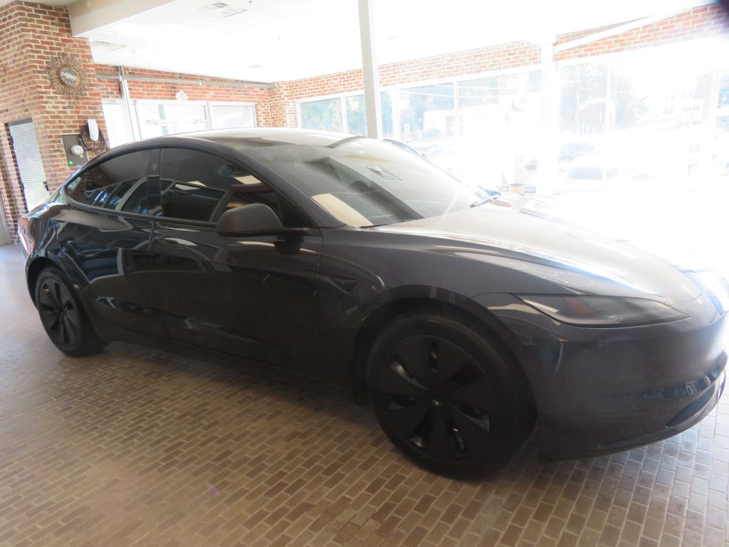 Photo 67 of this TESLA MODEL 3