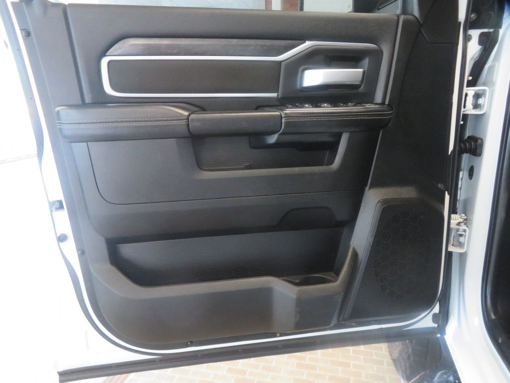 Photo 14 of this RAM 2500