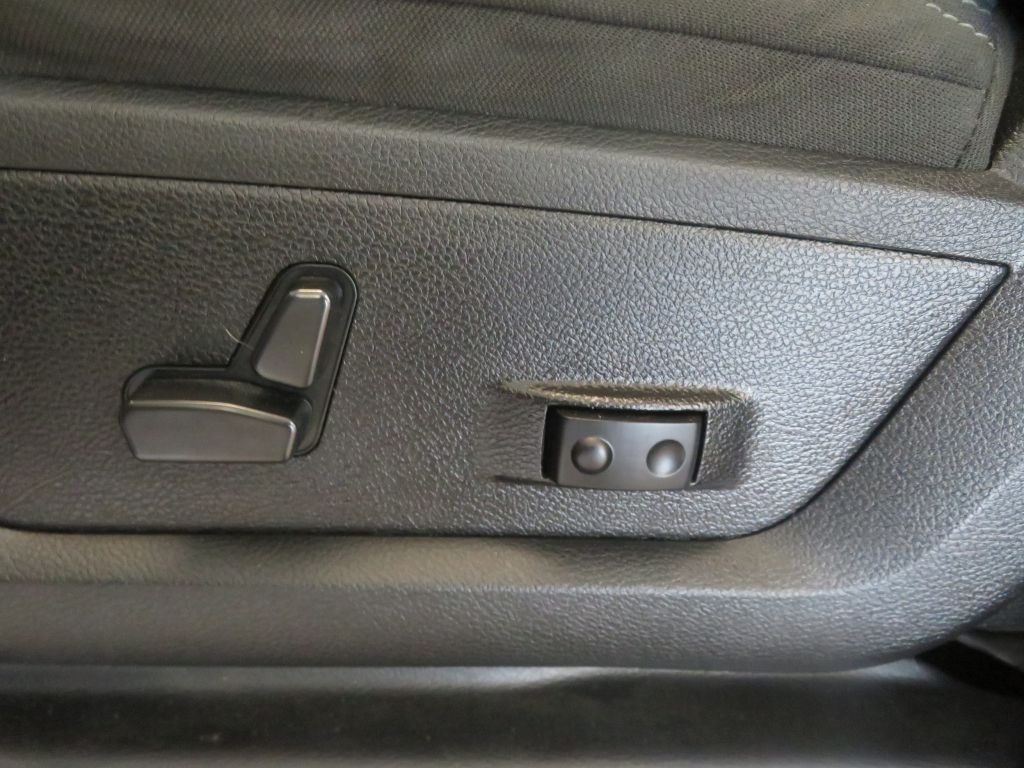 Photo 17 of this RAM 2500
