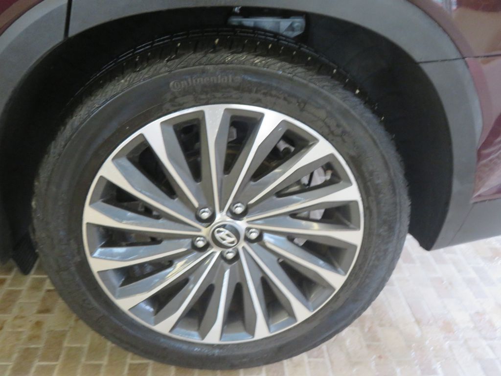 Photo 8 of this HYUNDAI PALISADE
