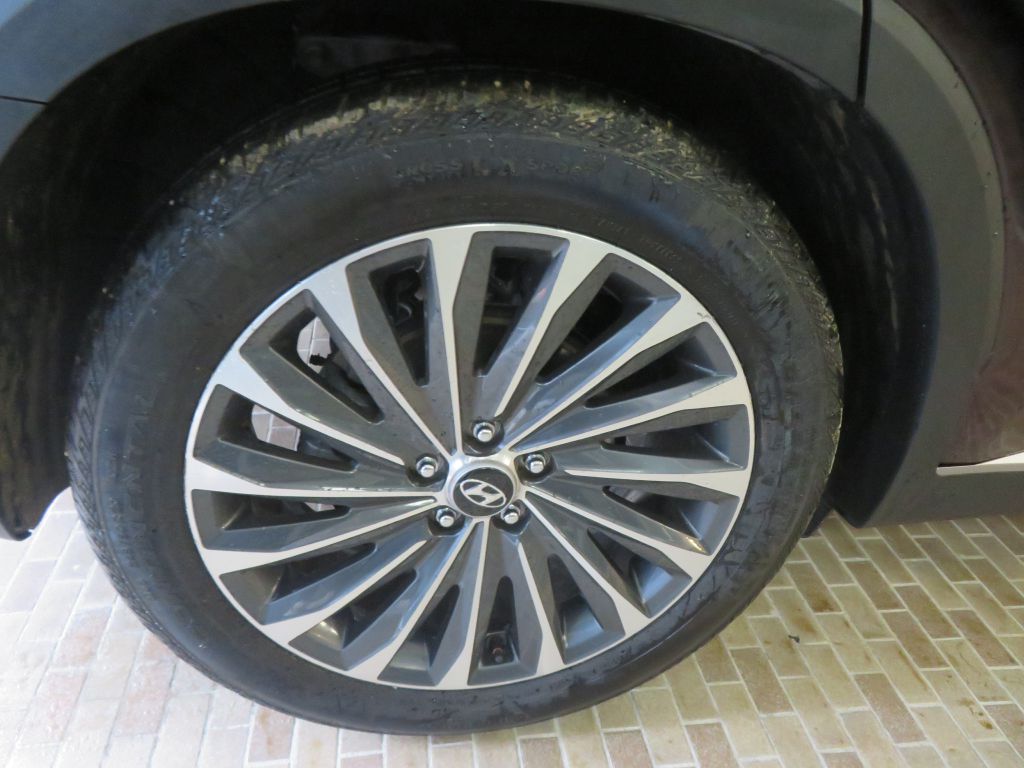Photo 9 of this HYUNDAI PALISADE