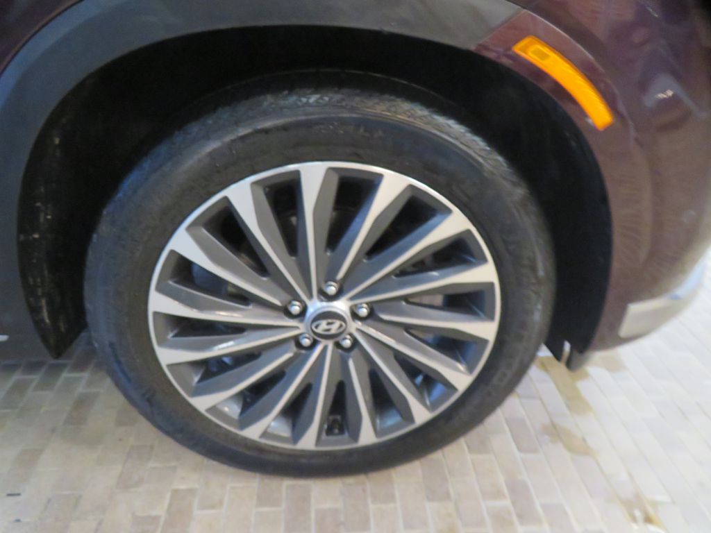 Photo 10 of this HYUNDAI PALISADE
