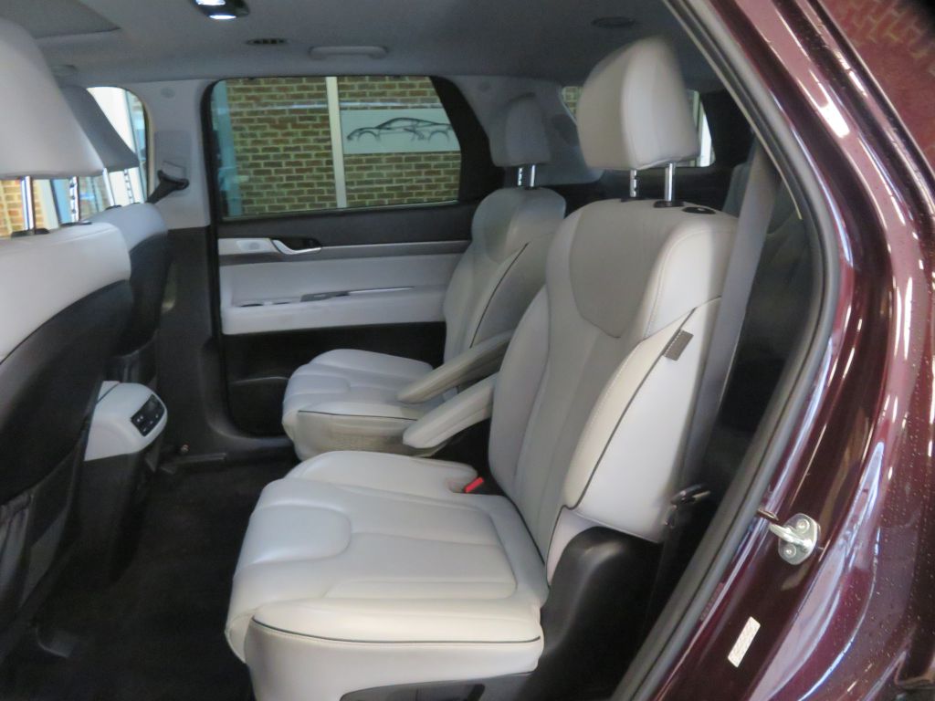 Photo 20 of this HYUNDAI PALISADE