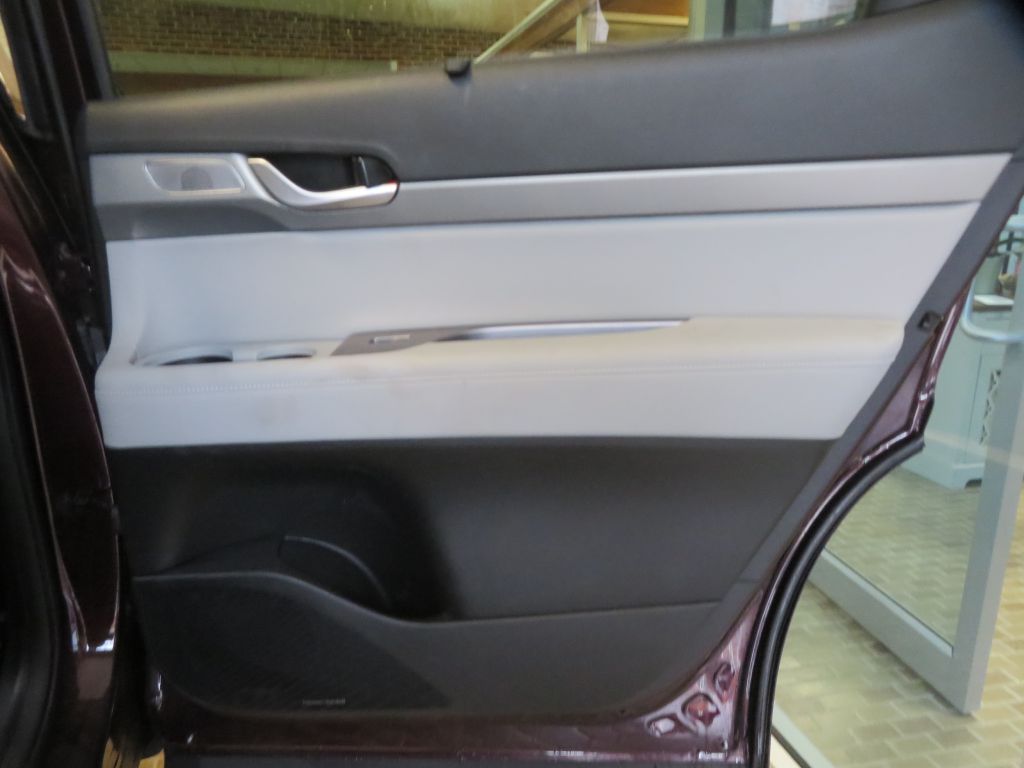Photo 23 of this HYUNDAI PALISADE