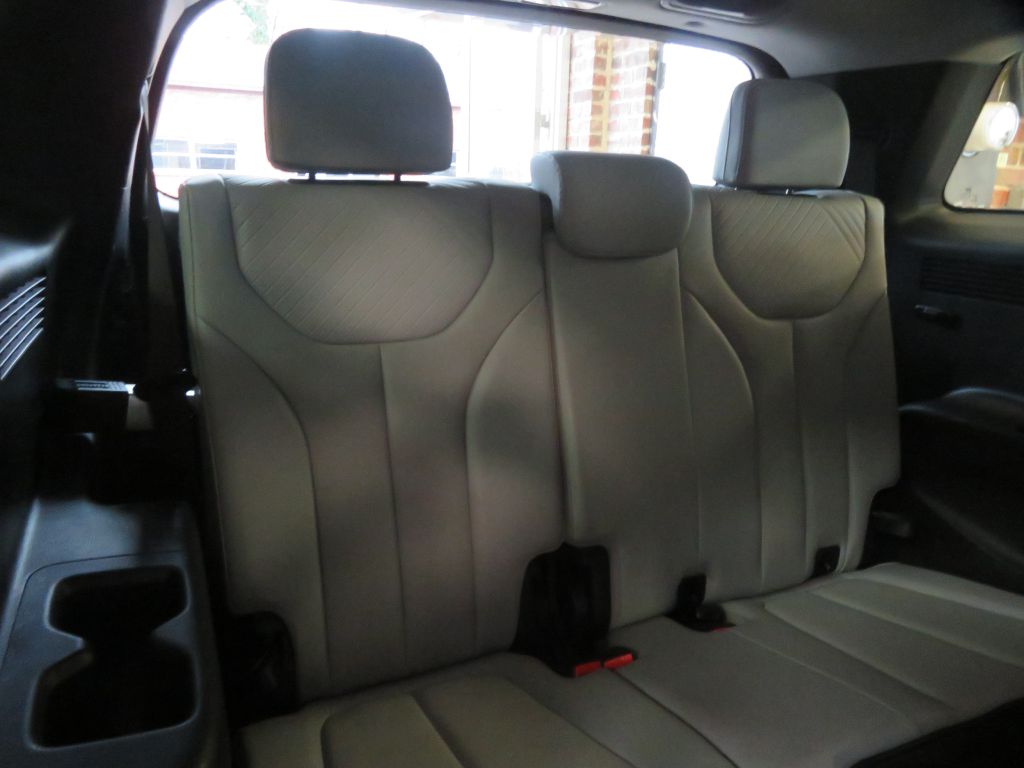 Photo 28 of this HYUNDAI PALISADE