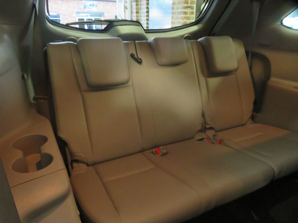 Photo 27 of this TOYOTA HIGHLANDER