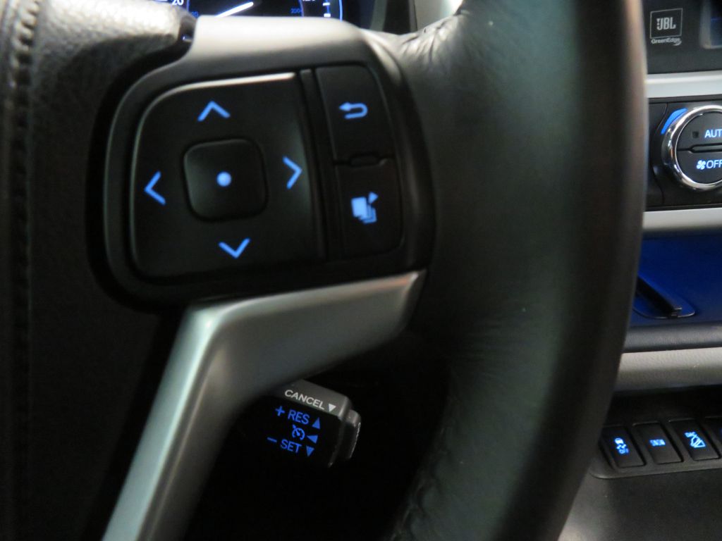 Photo 38 of this TOYOTA HIGHLANDER