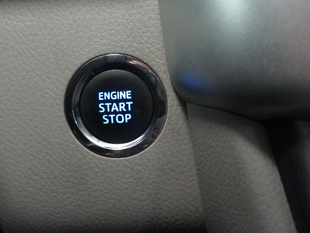 Photo 45 of this TOYOTA HIGHLANDER
