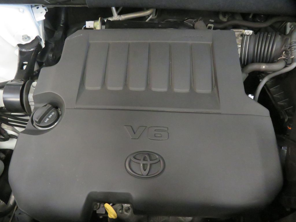 Photo 58 of this TOYOTA HIGHLANDER