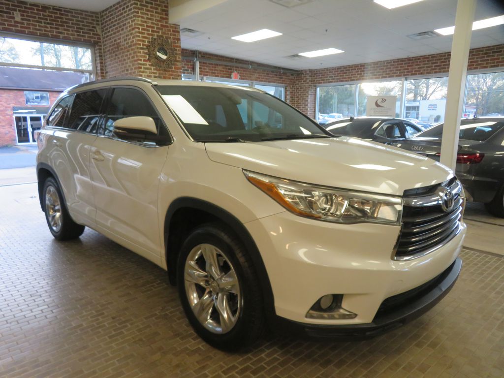 Photo 65 of this TOYOTA HIGHLANDER