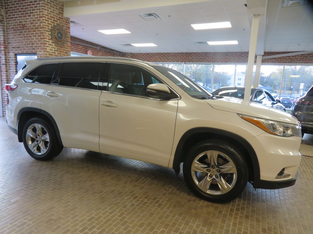 Photo 67 of this TOYOTA HIGHLANDER
