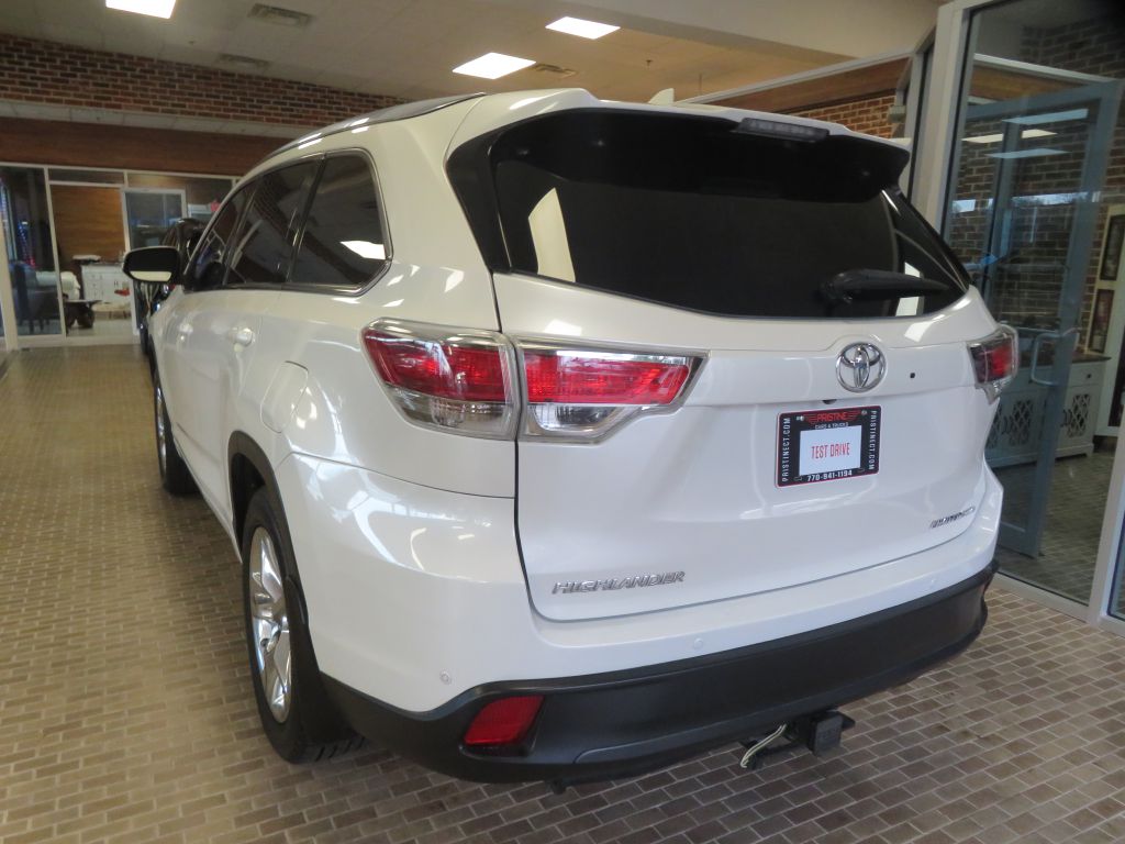 Photo 77 of this TOYOTA HIGHLANDER