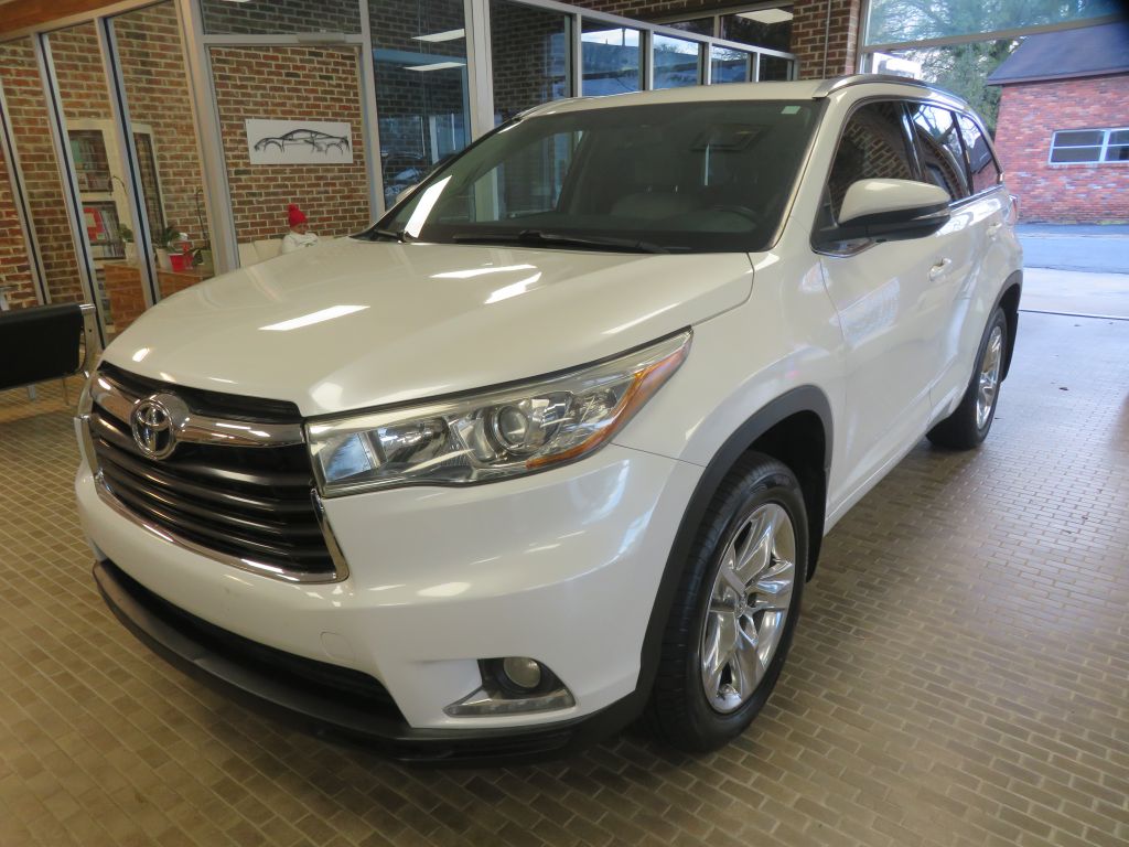 Photo 82 of this TOYOTA HIGHLANDER